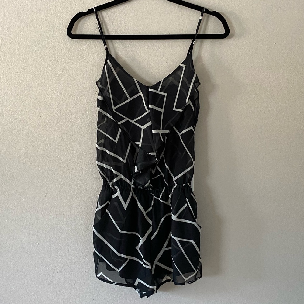 Airy romper size XS